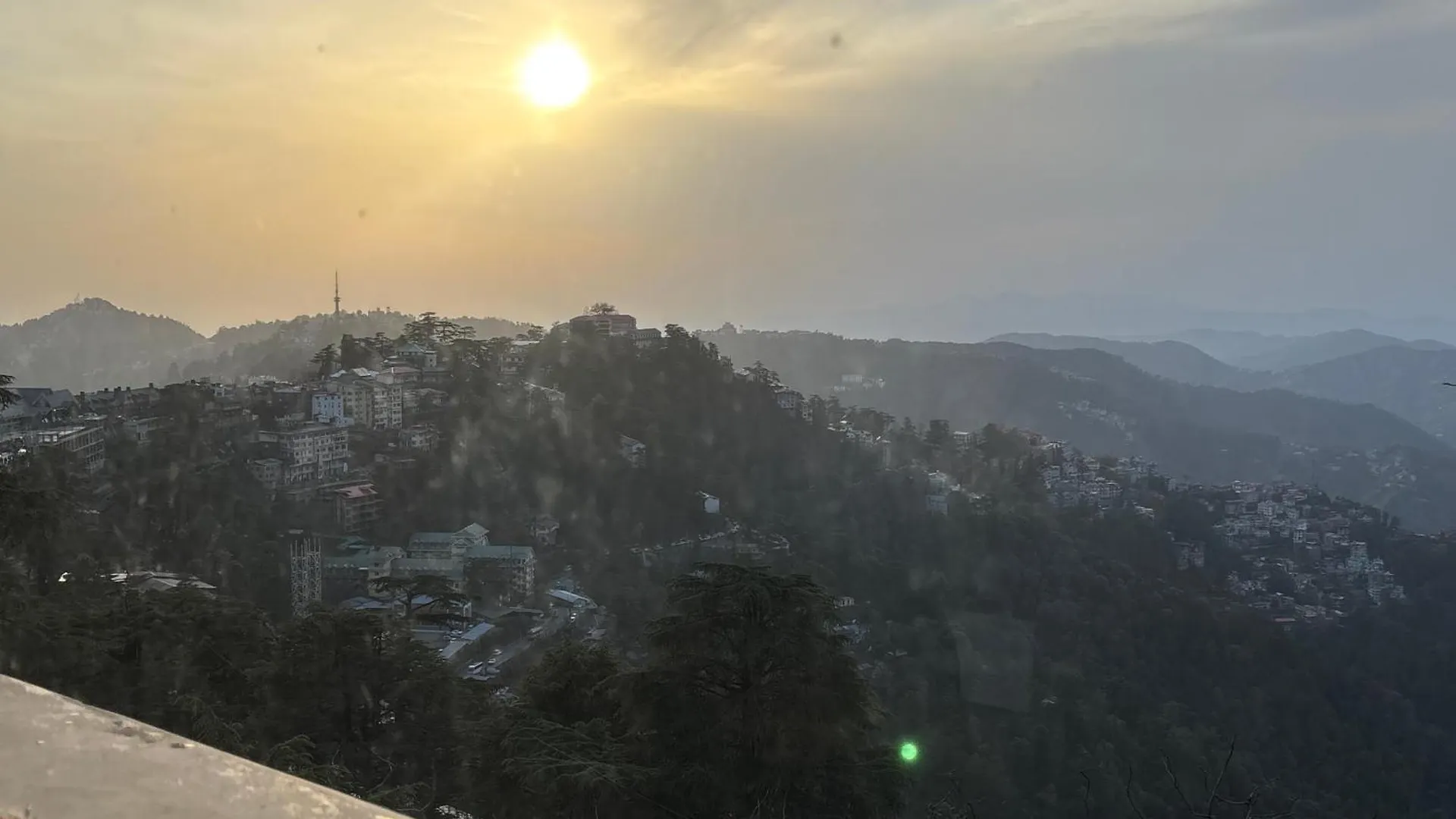 홈스테이 Himachal Pradesh Inn Pal-Ace With Mountain View Hotel 심라